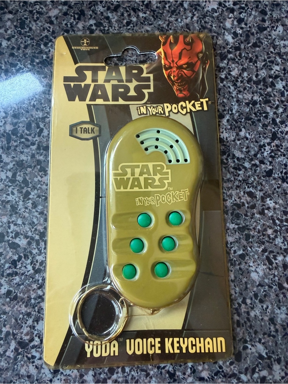 STAR WARS POCKET VOICE KEY CHAIN NEW IN PACKAGE